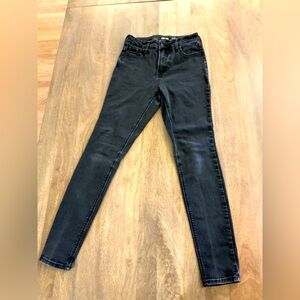 Old Navy Black rockstar  Skinny Jeans High-Rise Stretch